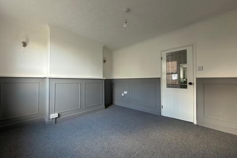 2 bedroom semi-detached house to rent, Guanock Terrace, King's Lynn PE30