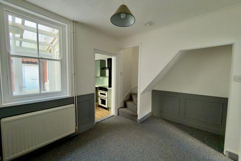 2 bedroom semi-detached house to rent, Guanock Terrace, King's Lynn PE30