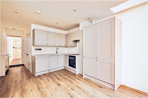 4 bedroom terraced house for sale, Edward Street, Dunstable, LU6
