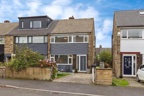 Andrew Close, Halifax, HX3