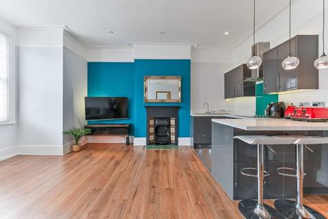 1 bedroom flat for sale, Woodstock Road, Croydon, CR0