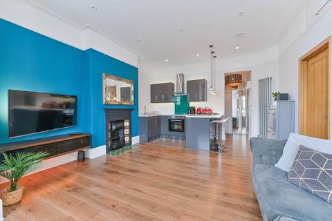 1 bedroom flat for sale, Woodstock Road, Croydon, CR0
