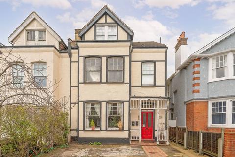 1 bedroom flat for sale, Woodstock Road, Croydon, CR0