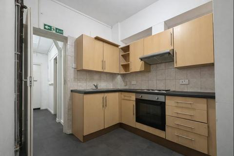 undefined, Furnished Double Room To Let - HP11