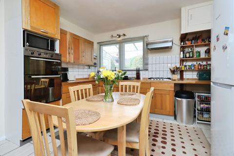 3 bedroom detached bungalow for sale, The Dingle, Knighton, LD7