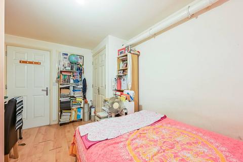 1 bedroom flat for sale, Crown Close, (50% Share) Winkfield Road, London, N22, Wood Green, London, N22