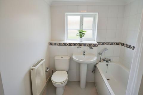 2 bedroom apartment to rent, Primrose Walk, Northampton, NN4
