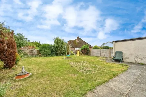 3 bedroom detached bungalow for sale, Welbury Avenue, Luton, LU3