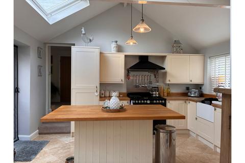 2 bedroom semi-detached house for sale, Pant-y-dwr, Rhayader, LD6