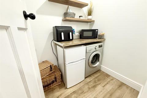 2 bedroom semi-detached house for sale, Sunbury Road, Halesowen
