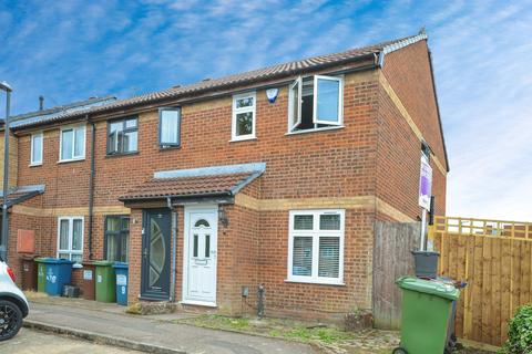2 bedroom end of terrace house for sale, Daintry Close, Harrow, HA3