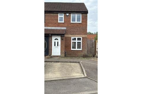 2 bedroom end of terrace house for sale, Daintry Close, Harrow, HA3