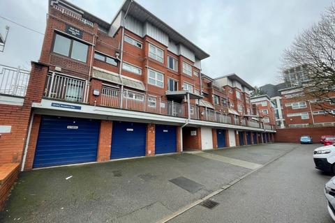 Roseland Way, Birmingham, West Midlands, B15