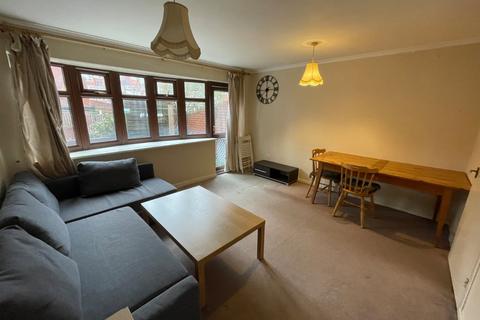 2 bedroom flat to rent, Roseland Way, Birmingham, West Midlands, B15
