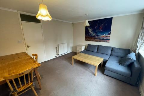 2 bedroom flat to rent, Roseland Way, Birmingham, West Midlands, B15