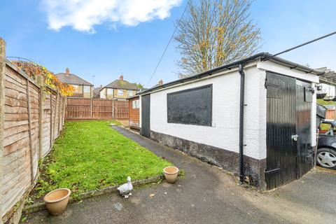 undefined, Fourth Avenue, Luton, LU3