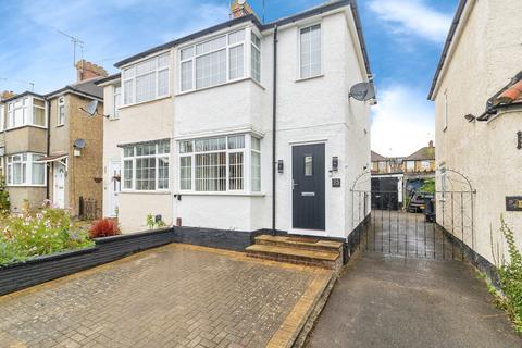 undefined, Fourth Avenue, Luton, LU3