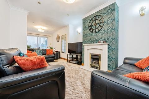 undefined, Thornhill Road, Luton, LU4