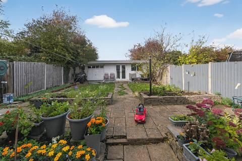 undefined, Longcroft Road, Luton, LU1