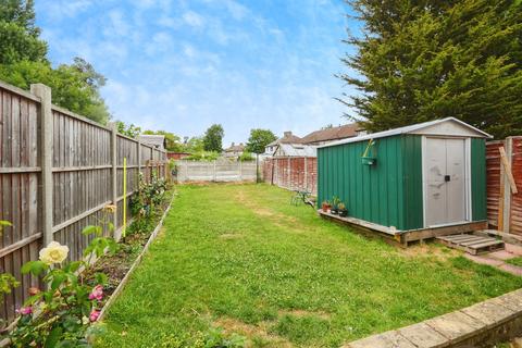 3 bedroom maisonette for sale, Weald Lane, Harrow, HA3