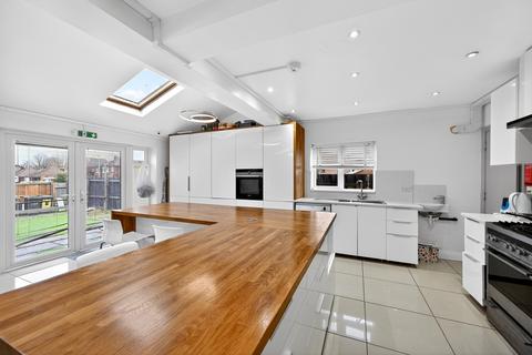 undefined, Black Swan Lane, Luton, LU3