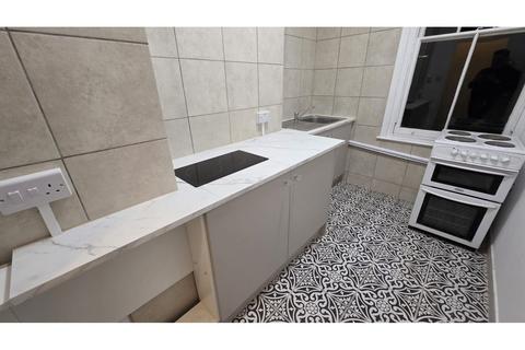 undefined, London Road, Maidstone, ME16