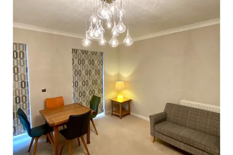 2 bedroom flat for sale, Coaters Lane, High Wycombe, HP10