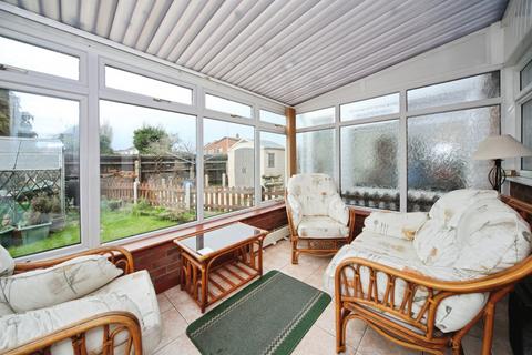 2 bedroom semi-detached house for sale, Lancing Road, Luton, LU2