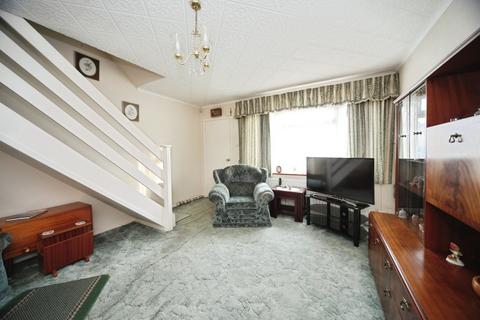 2 bedroom semi-detached house for sale, Lancing Road, Luton, LU2