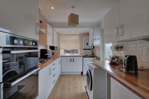 3 bedroom end of terrace house for sale, Rhinefield Close, Havant