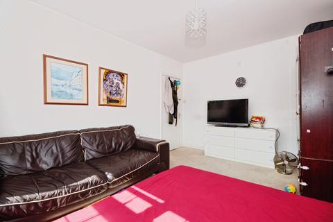 2 bedroom apartment for sale, Thurlby Close, Harrow, HA1