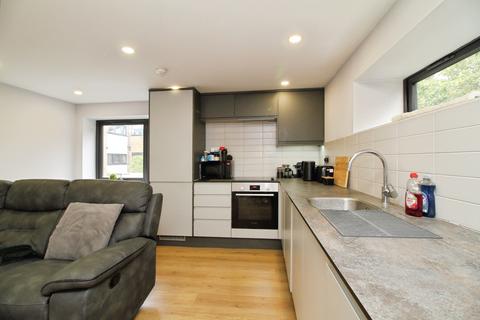 2 bedroom flat for sale, Moss Road, Colchester, CO3