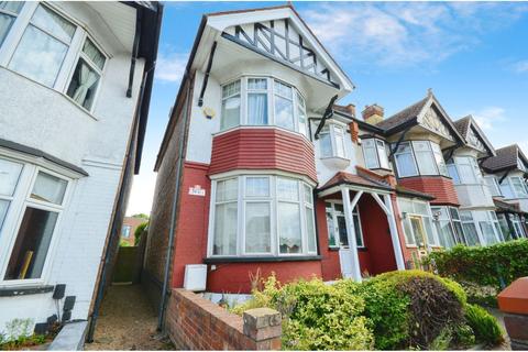 3 bedroom end of terrace house for sale, Bessborough Road, Harrow, HA1