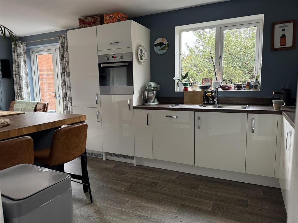 Open Plan Kitchen Dining Room