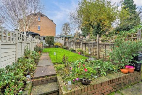 2 bedroom terraced house for sale, Spring Gardens Road, High Wycombe, HP13