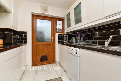5 bedroom terraced house for sale, Stafford Road, Wallington, Surrey