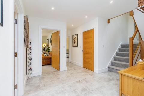 undefined, Common Road, Kensworth, LU6