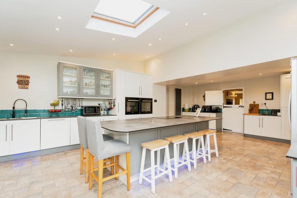 Kitchen/Breakfast