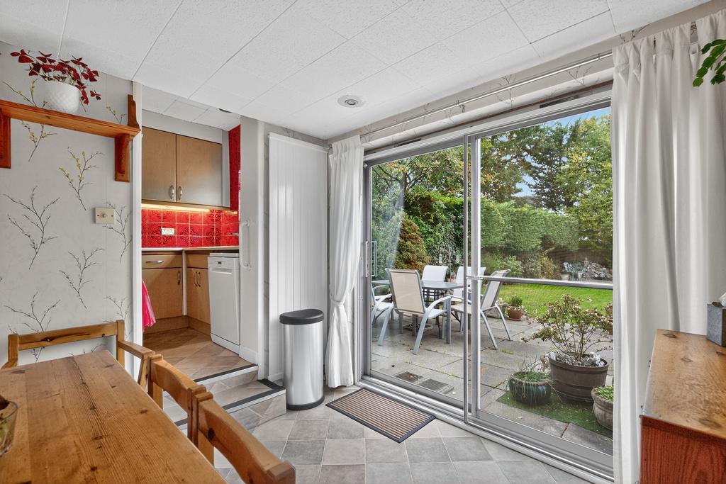 Breakfast Room