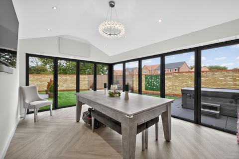 4 bedroom detached house for sale, Pascoe Drive, Great Yarmouth, NR29