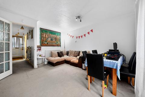 3 bedroom terraced house for sale, Briary Grove, Edgware, HA8