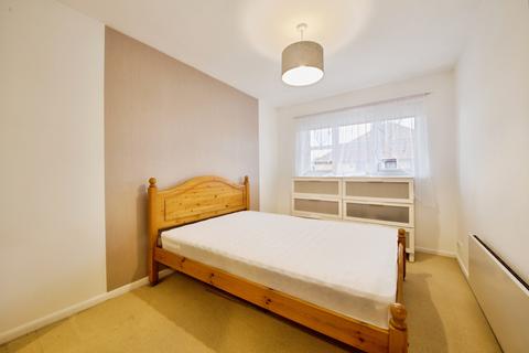 2 bedroom apartment for sale, Conifer Way, Wembley, HA0
