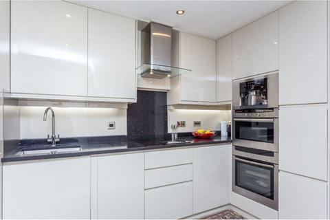 undefined, Finchley Road, London, NW3