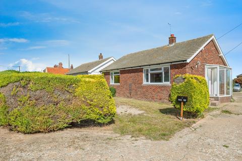 2 bedroom detached bungalow for sale, Paston Road, Norwich, NR12