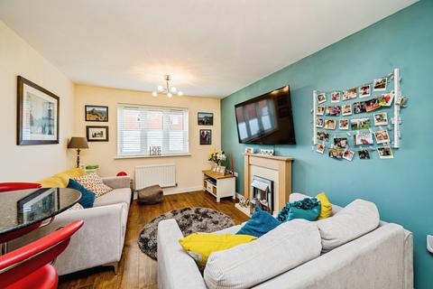 undefined, Cardinal Drive, Aylesbury, HP18