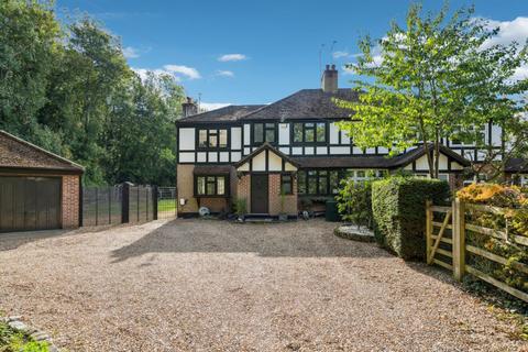3 bedroom semi-detached house for sale, Gorelands Lane, Chalfont St. Giles, HP8