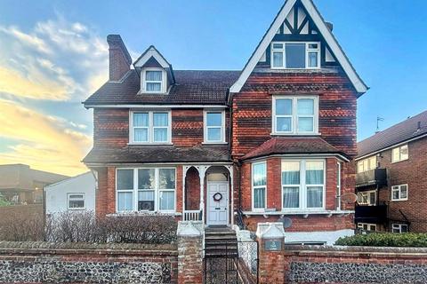 1 bedroom flat for sale, Moat Croft Road, Eastbourne