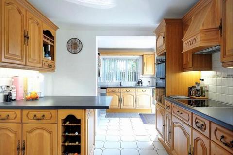 4 bedroom detached house for sale, Herons Close, Oulton Broad, NR32