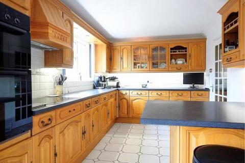 4 bedroom detached house for sale, Herons Close, Oulton Broad, NR32