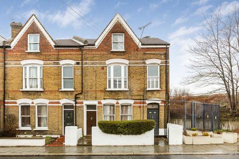1 bedroom flat to rent, Boundaries Road, London SW12